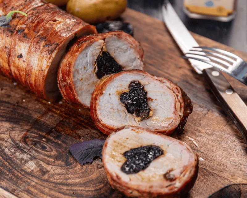 Gefülltes Schweinefilet mit Pflaumen Balsam-Star