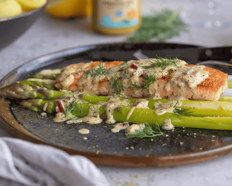 Lachs mit Senf-Sahne Sauce